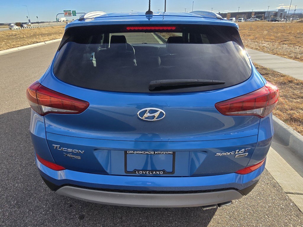 Used 2017 Hyundai Tucson Sport image 4