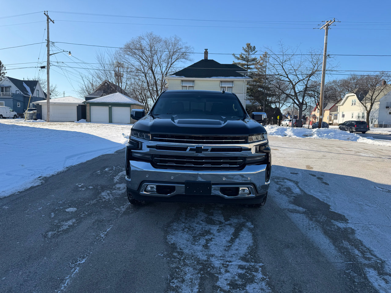 Used 2019 Chevrolet Silverado 1500 LTZ image 2