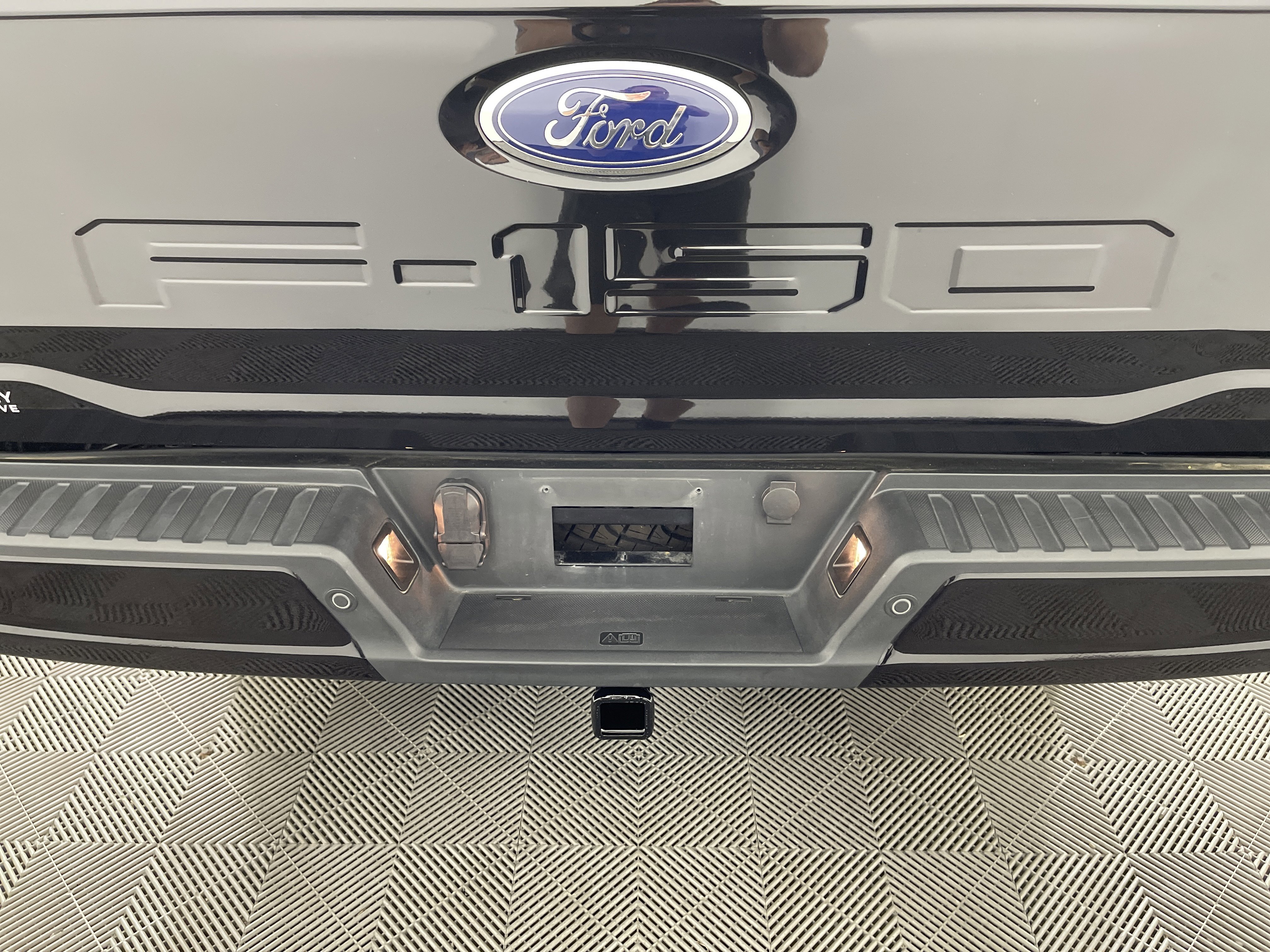 Used 2022 Ford F150 XL w/ STX Appearance Package image 7