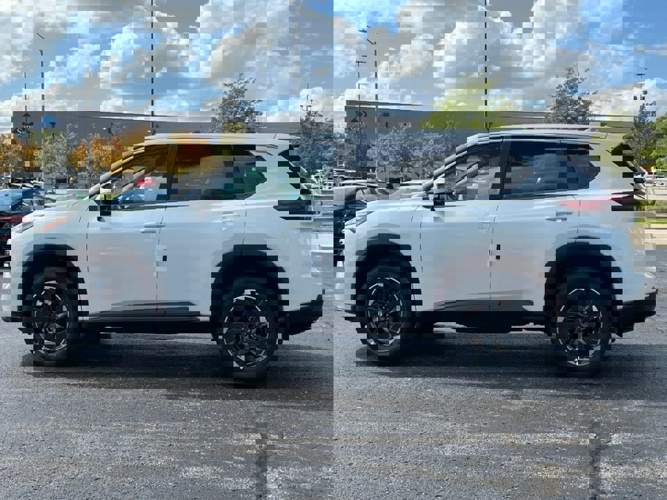 New 2026 Nissan Rogue SV image 38