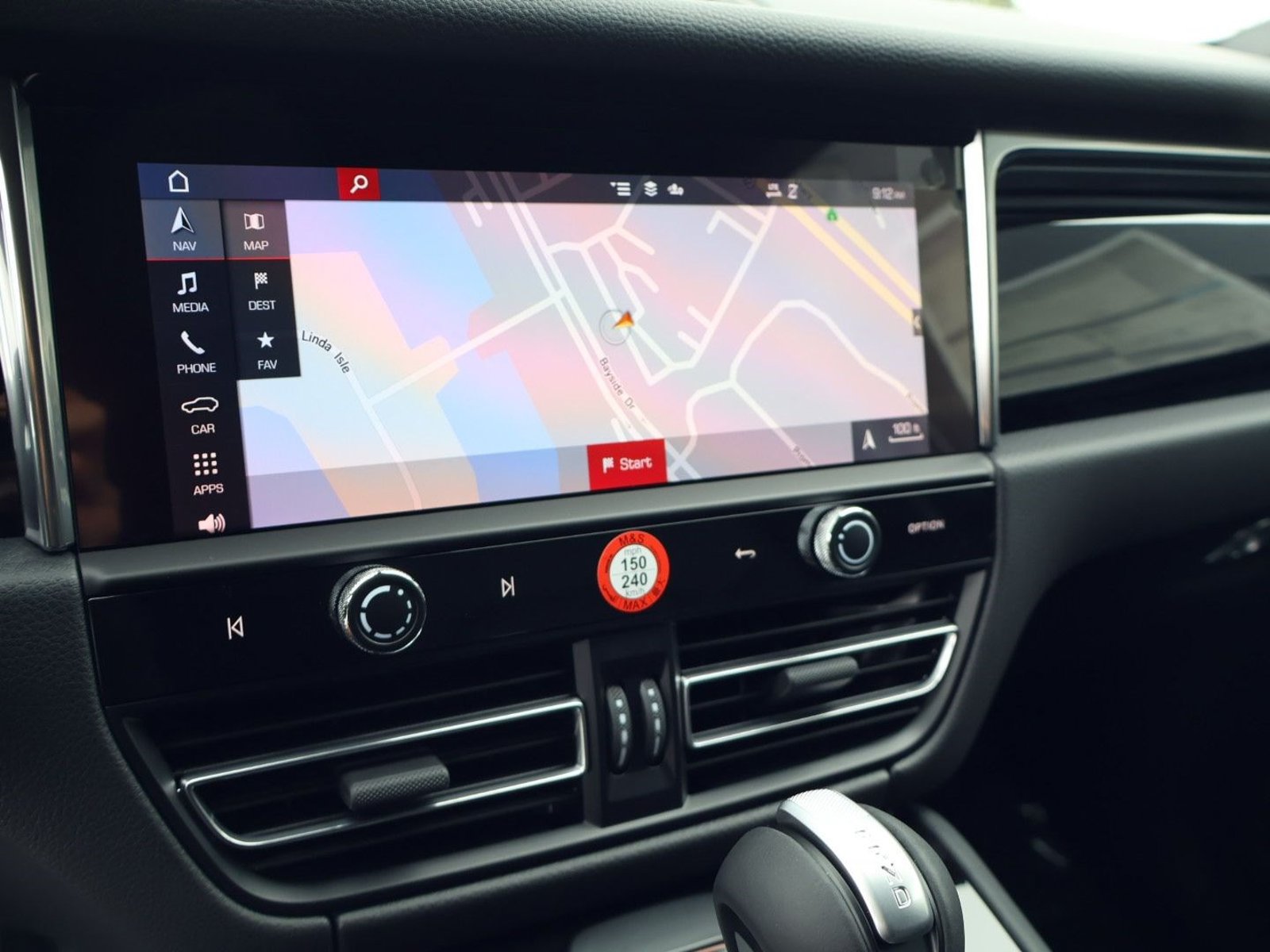 New 2026 Porsche Macan AWD/4WD image 18