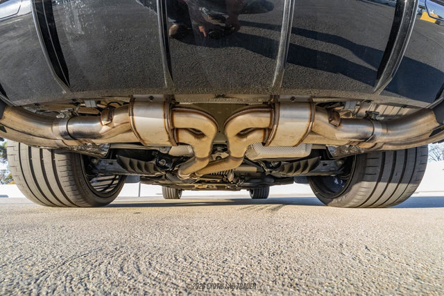 Used 2025 Lamborghini Urus SE AWD/4WD image 69