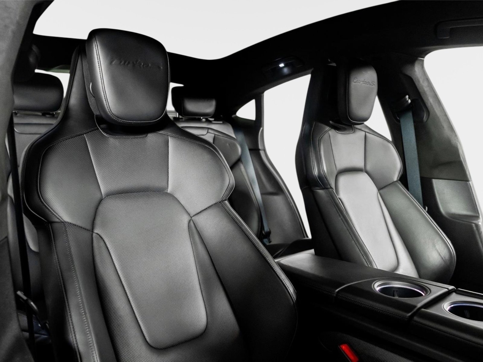 Used 2020 Porsche Taycan Turbo S w/ Premium Package image 27