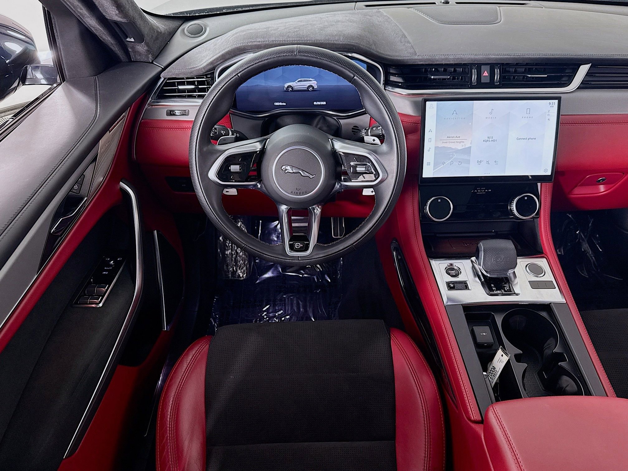 Used 2023 Jaguar F-PACE SVR AWD/4WD image 18