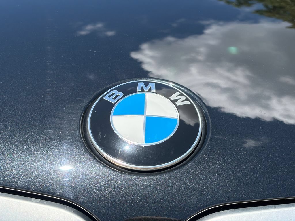 Used 2023 BMW X7 xDrive40i w/ Premium Package AWD/4WD image 33