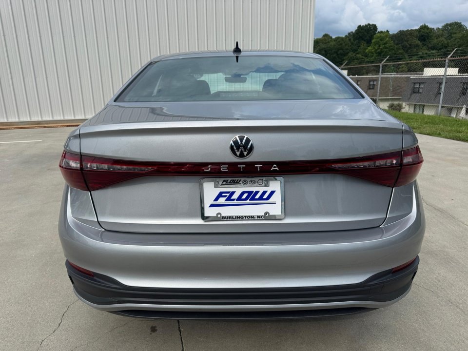 Used 2026 Volkswagen Jetta Sport FWD image 14