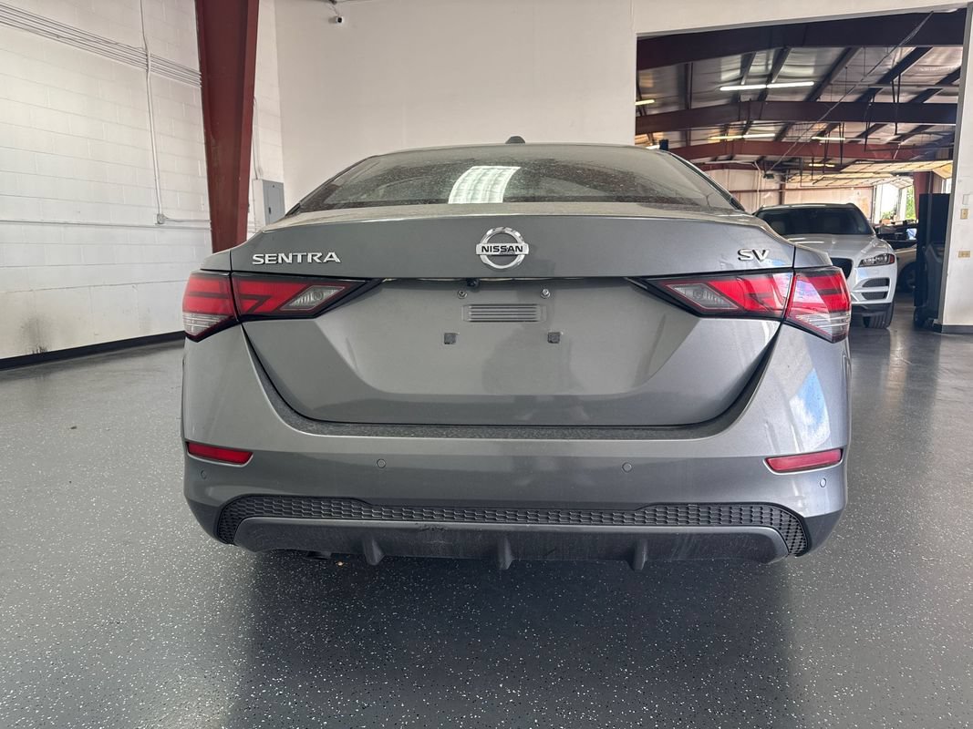 Used 2022 Nissan Sentra SV FWD image 5