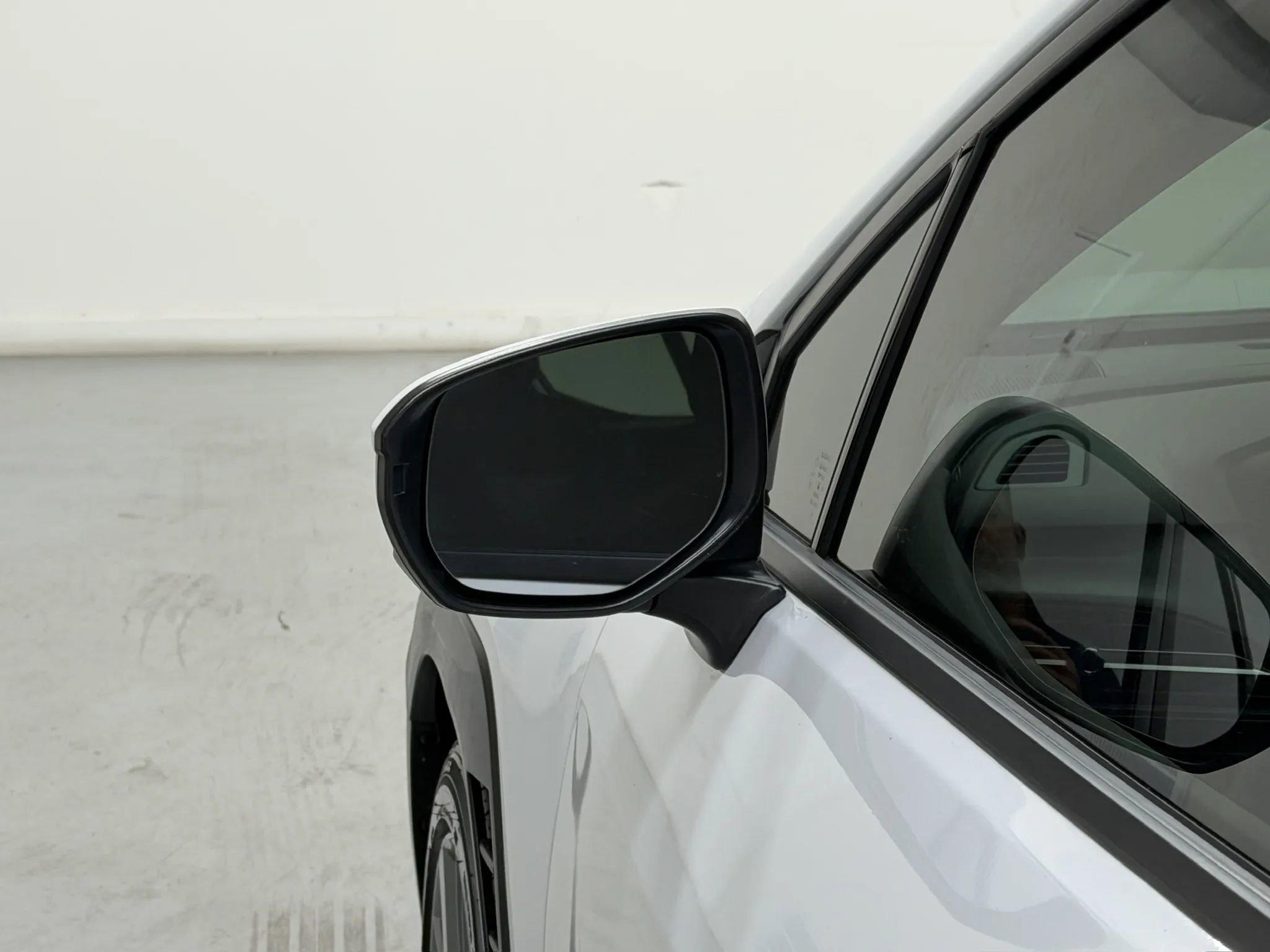 Used 2024 Subaru WRX AWD/4WD image 36