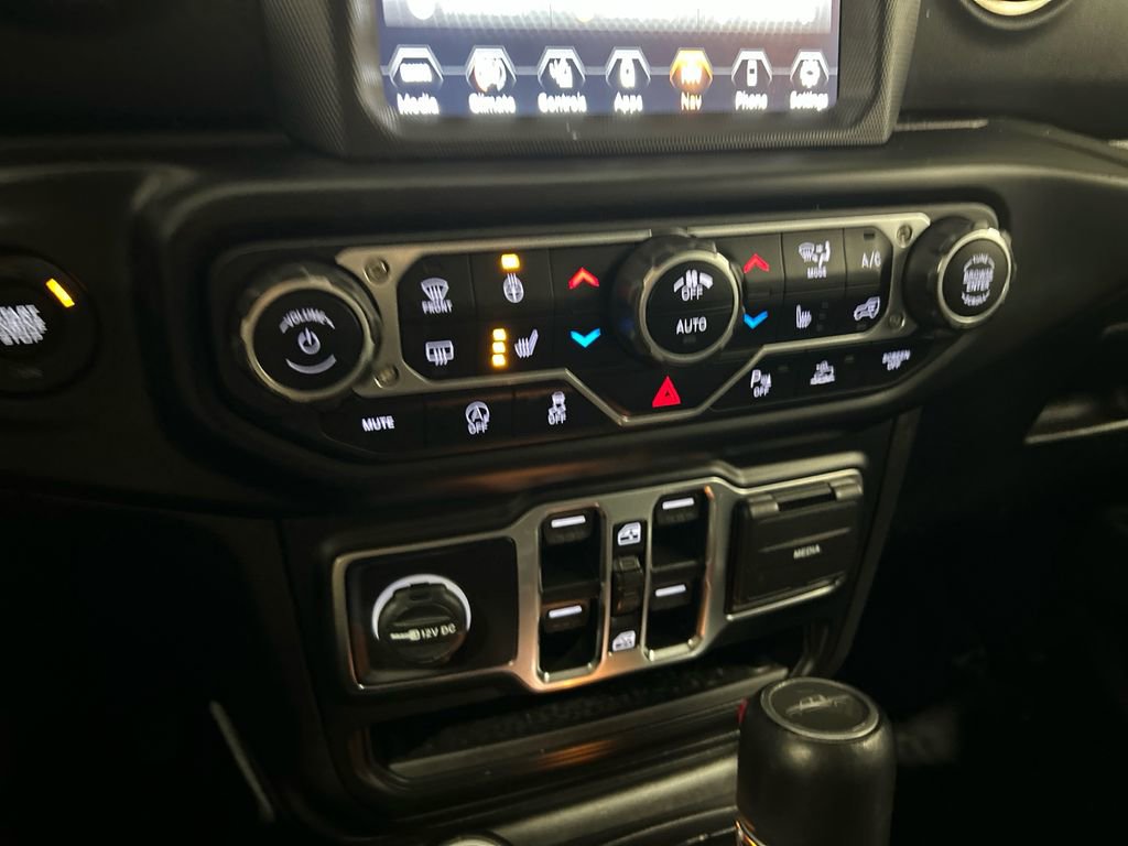 Used 2022 Jeep Gladiator Overland image 24
