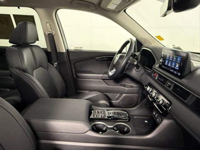 Used 2024 Honda Pilot Touring image 49
