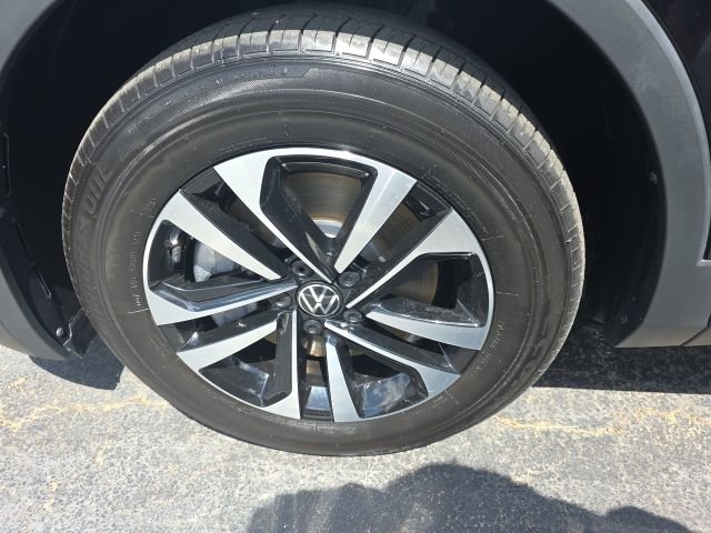 Used 2024 Volkswagen Tiguan S FWD image 20
