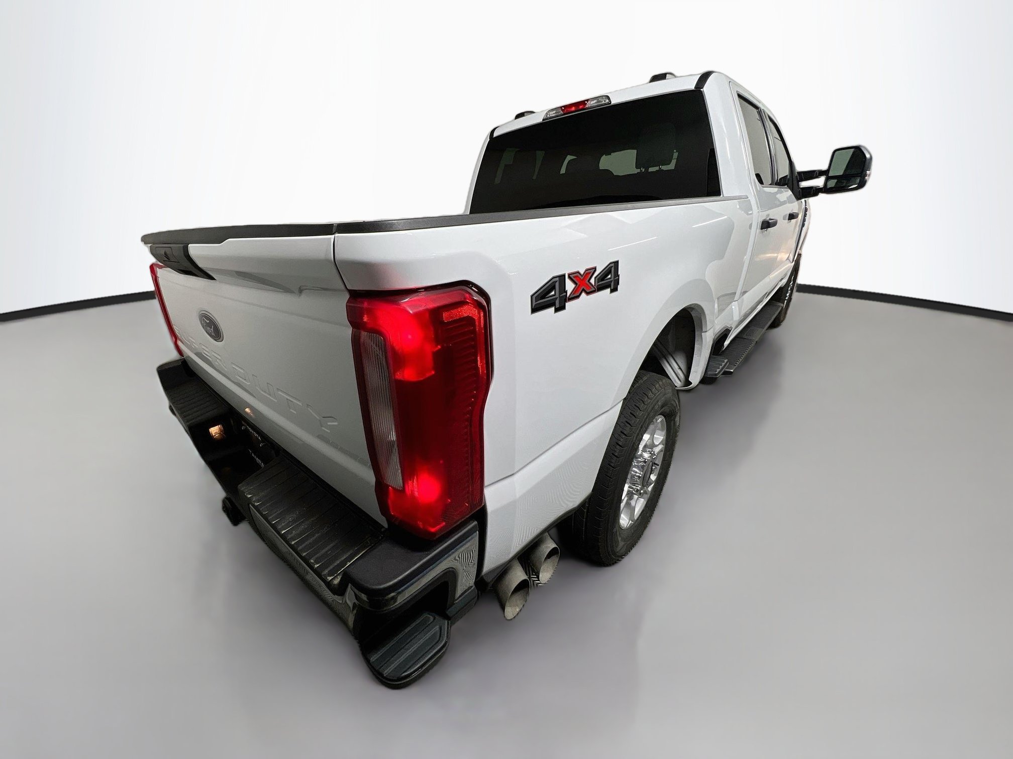 Used 2026 Ford F250 XLT AWD/4WD image 4
