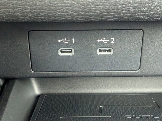 New 2026 Mitsubishi Outlander SE image 29