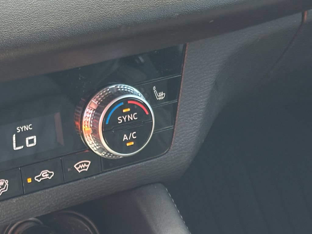 Used 2022 Mitsubishi Outlander SEL AWD/4WD image 30