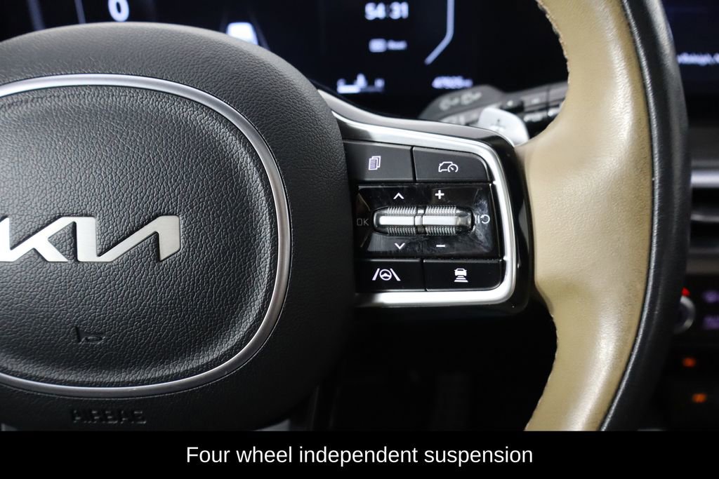 Used 2024 Kia Sorento SX Prestige w/ Olive Brown Leather Package image 11