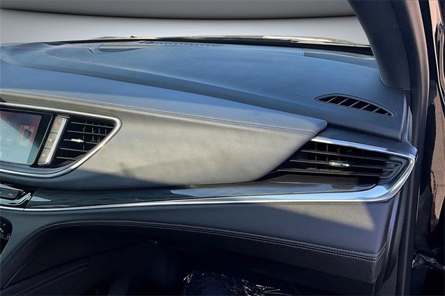 Used 2023 Buick Enclave Premium w/ Experience Buick Package image 27