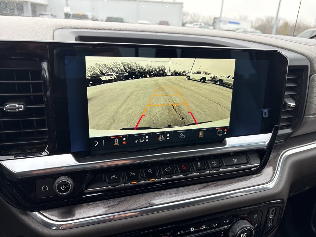 Used 2024 Chevrolet Silverado 1500 LTZ image 22