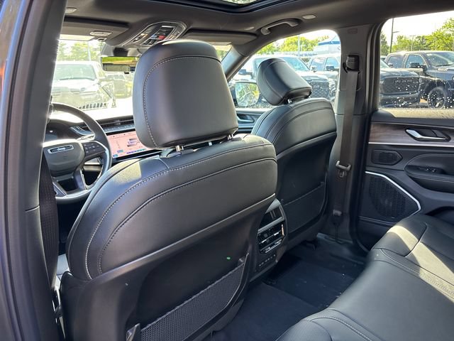 New 2026 Jeep Grand Cherokee Limited AWD/4WD image 9
