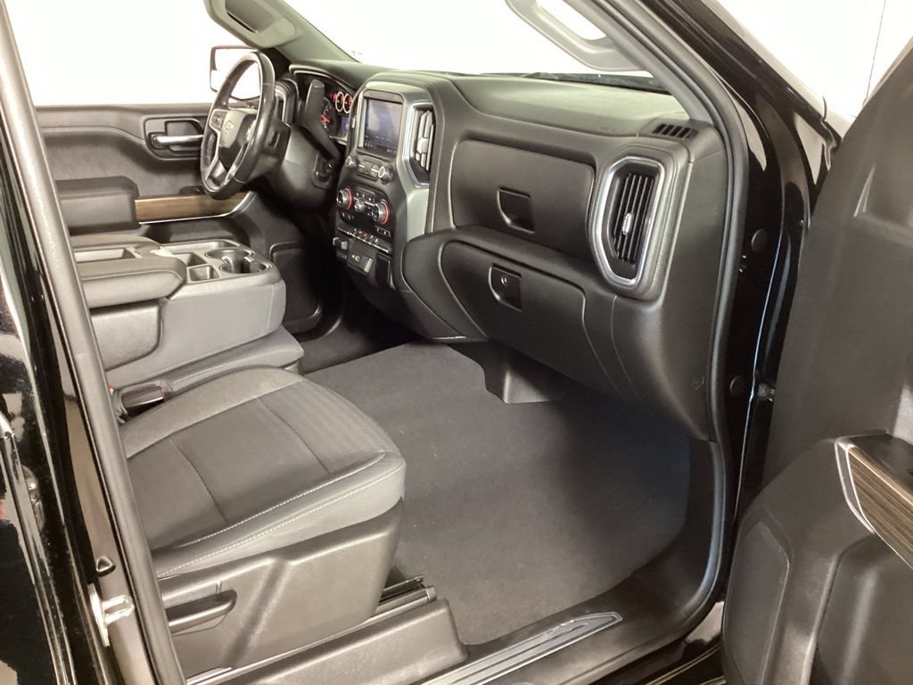 Used 2019 Chevrolet Silverado 1500 LT w/ All-Star Edition AWD/4WD image 35
