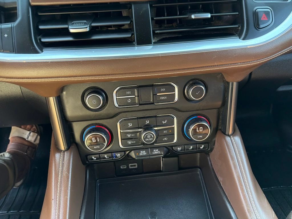Used 2021 Chevrolet Tahoe High Country w/ Premium Package AWD/4WD image 26