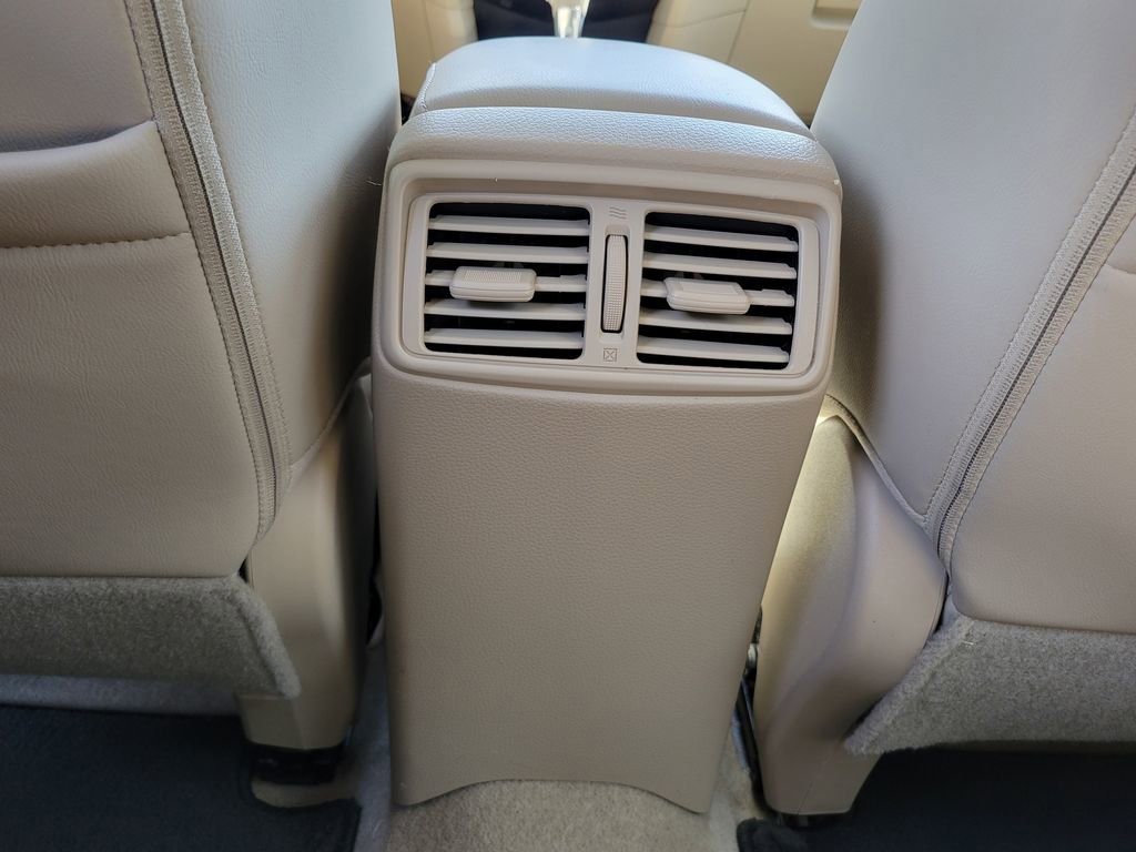 Used 2015 Nissan Rogue SL w/ SL Premium Package image 42