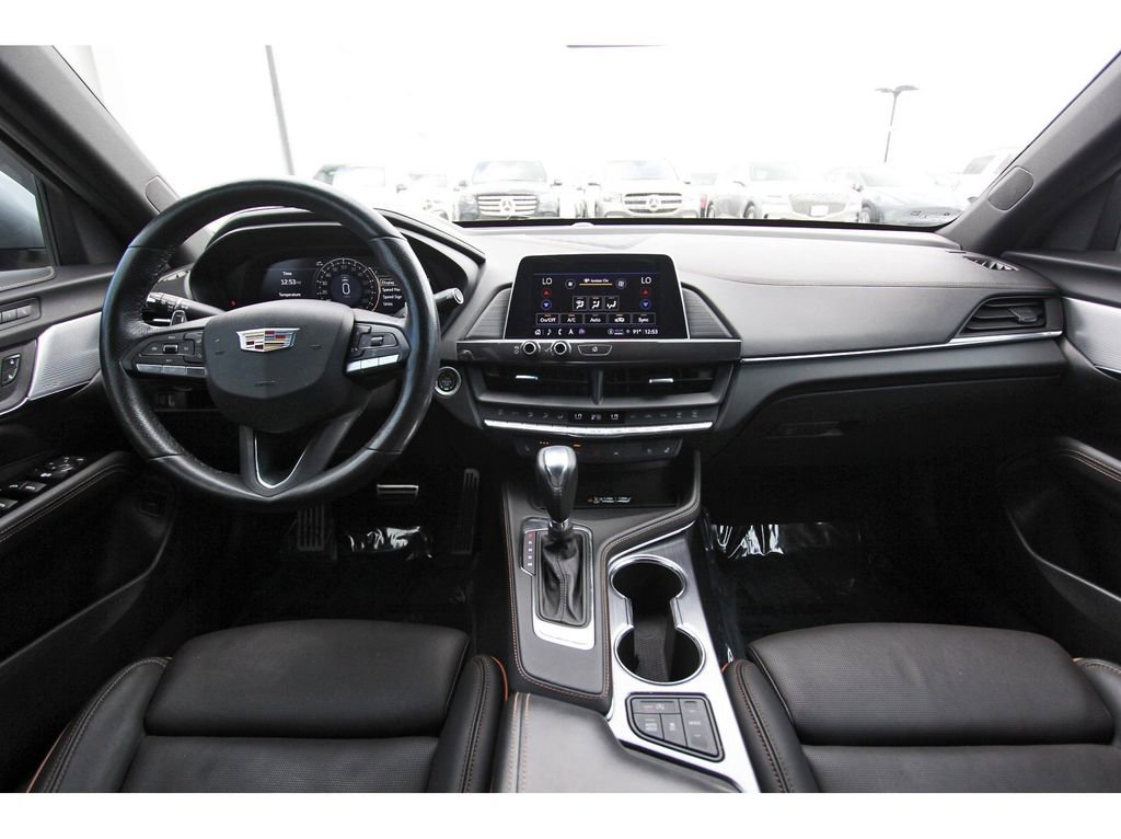 Used 2023 Cadillac CT4 Sport RWD image 9