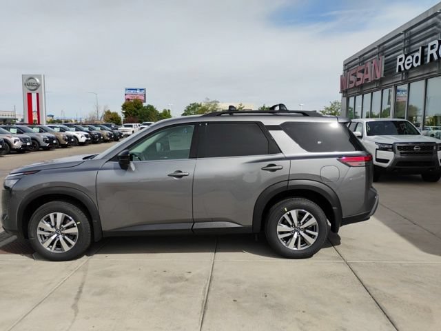 New 2026 Nissan Pathfinder SL w/ Cargo Package AWD/4WD image 8
