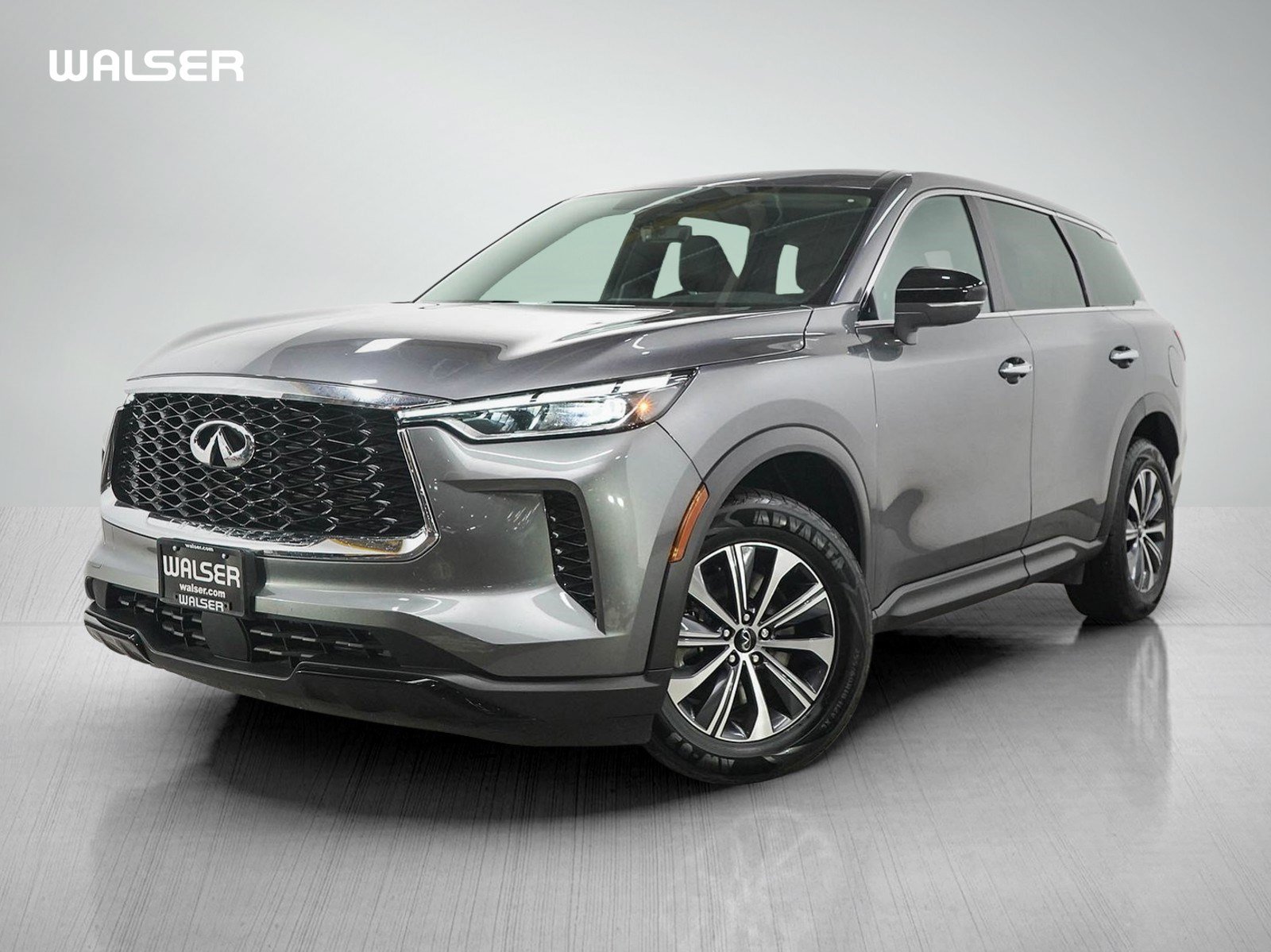 Used 2023 INFINITI QX60 Pure AWD/4WD video 1