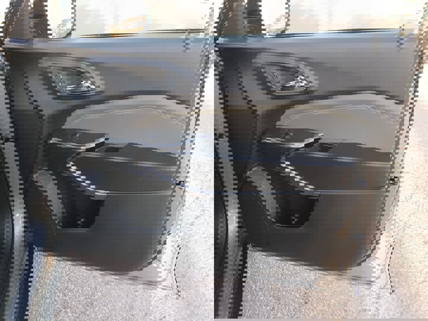 New 2026 Chevrolet Trax ACTIV w/ Sunroof Package image 44