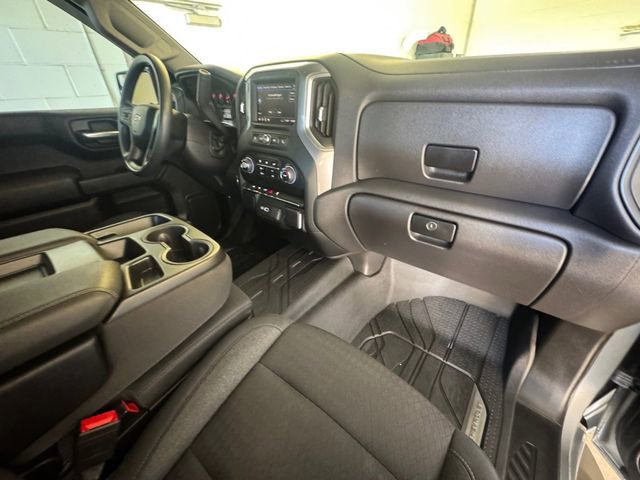 Used 2024 Chevrolet Silverado 1500 Custom AWD/4WD image 3