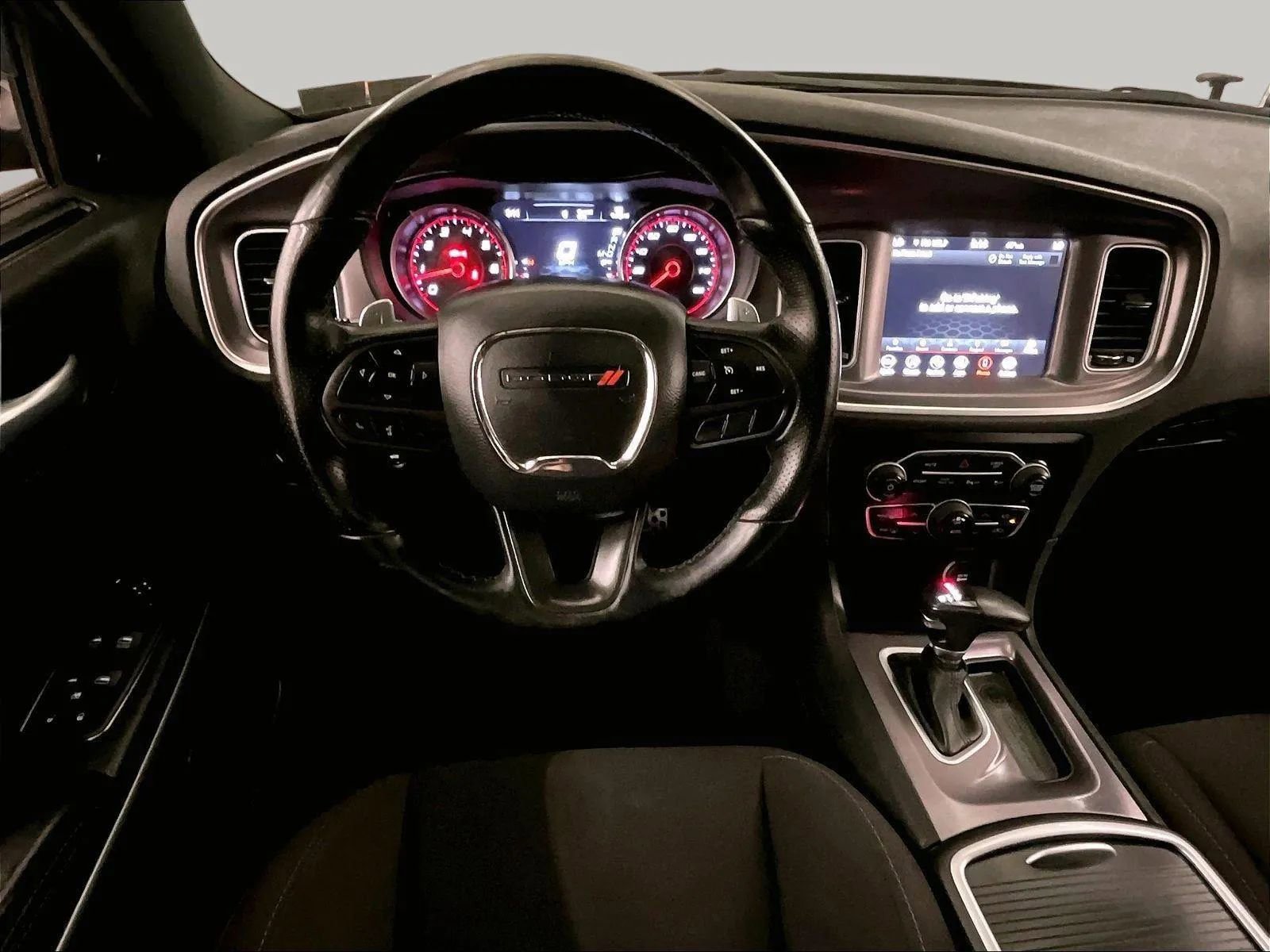 Used 2022 Dodge Charger R/T w/ Driver Convenience Group image 5