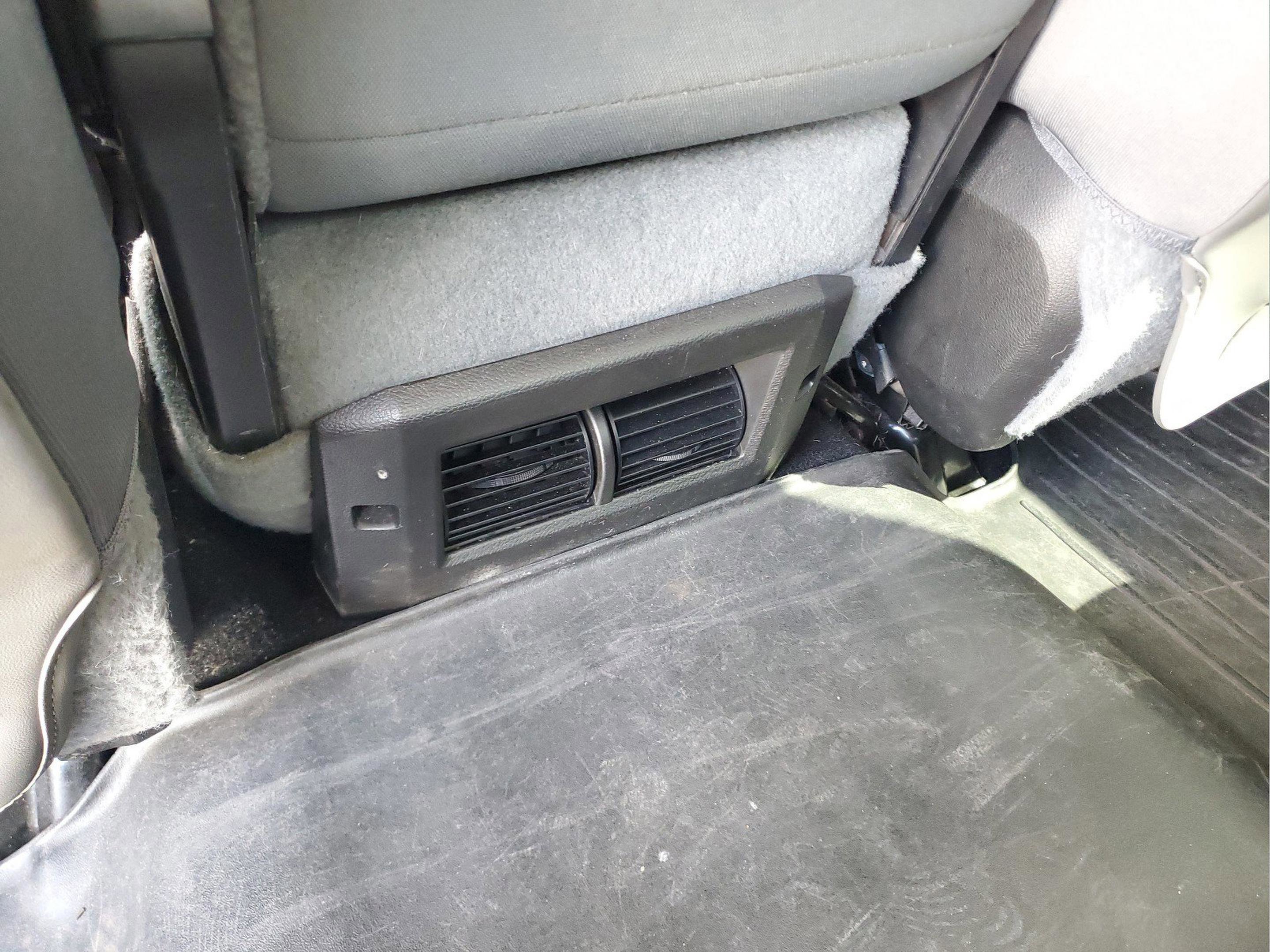 Used 2018 RAM 2500 Tradesman w/ Chrome Appearance Group image 15