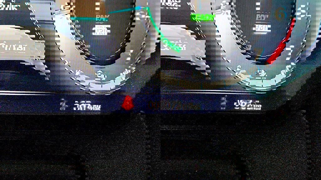 Used 2025 Land Rover Range Rover Sport Dynamic SE image 16