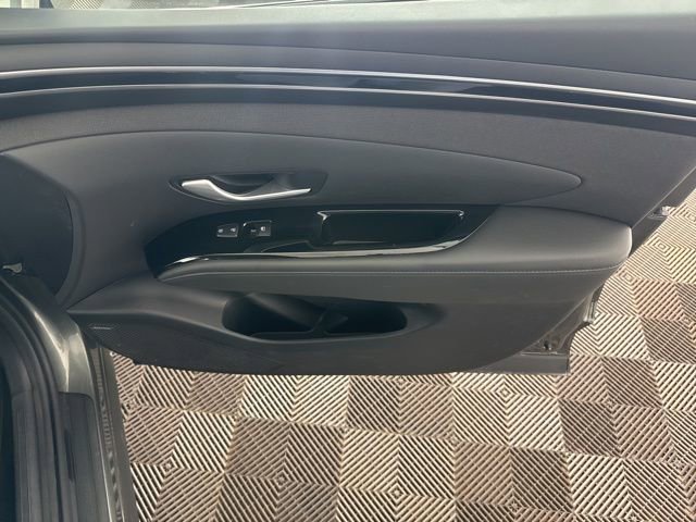 Used 2022 Hyundai Tucson Limited AWD/4WD image 23