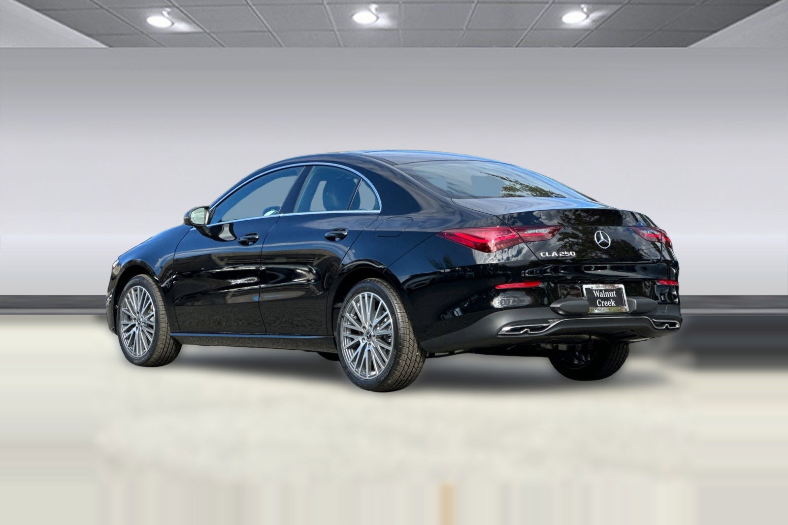 Used 2026 Mercedes-Benz CLA 250 image 3
