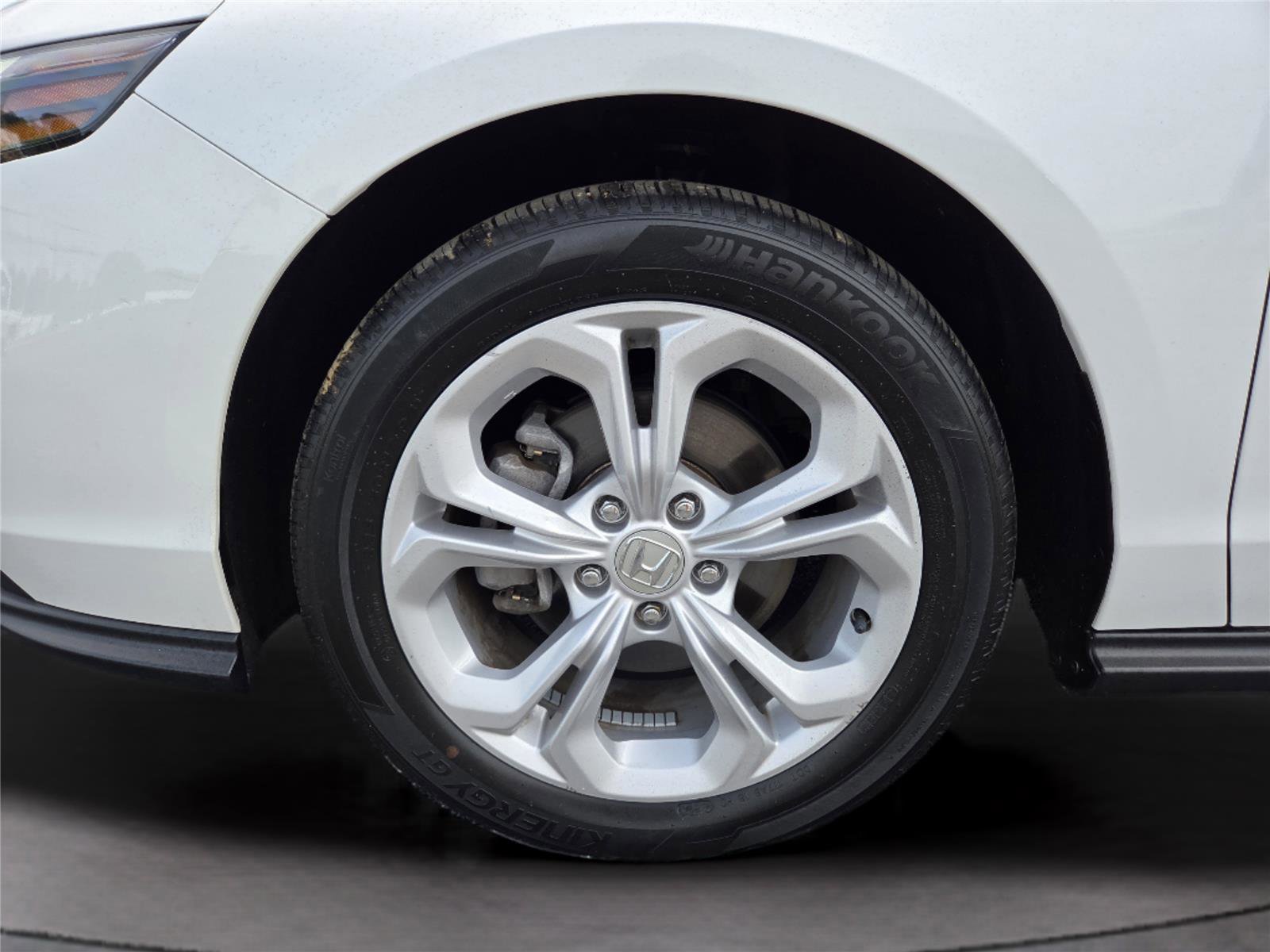 Used 2023 Honda Accord LX image 29