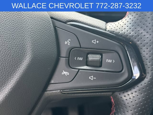 Used 2024 Chevrolet Trax RS FWD image 19
