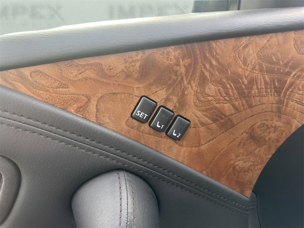 Used 2023 Nissan Armada SL image 11