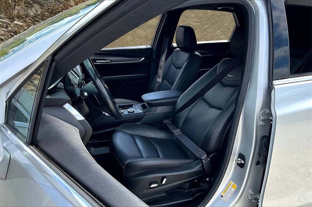 Used 2020 Cadillac XT5 Luxury w/ LPO, Floor Liner Package image 23