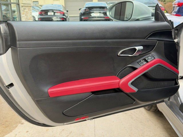 Used 2024 Porsche 718 Cayman image 23
