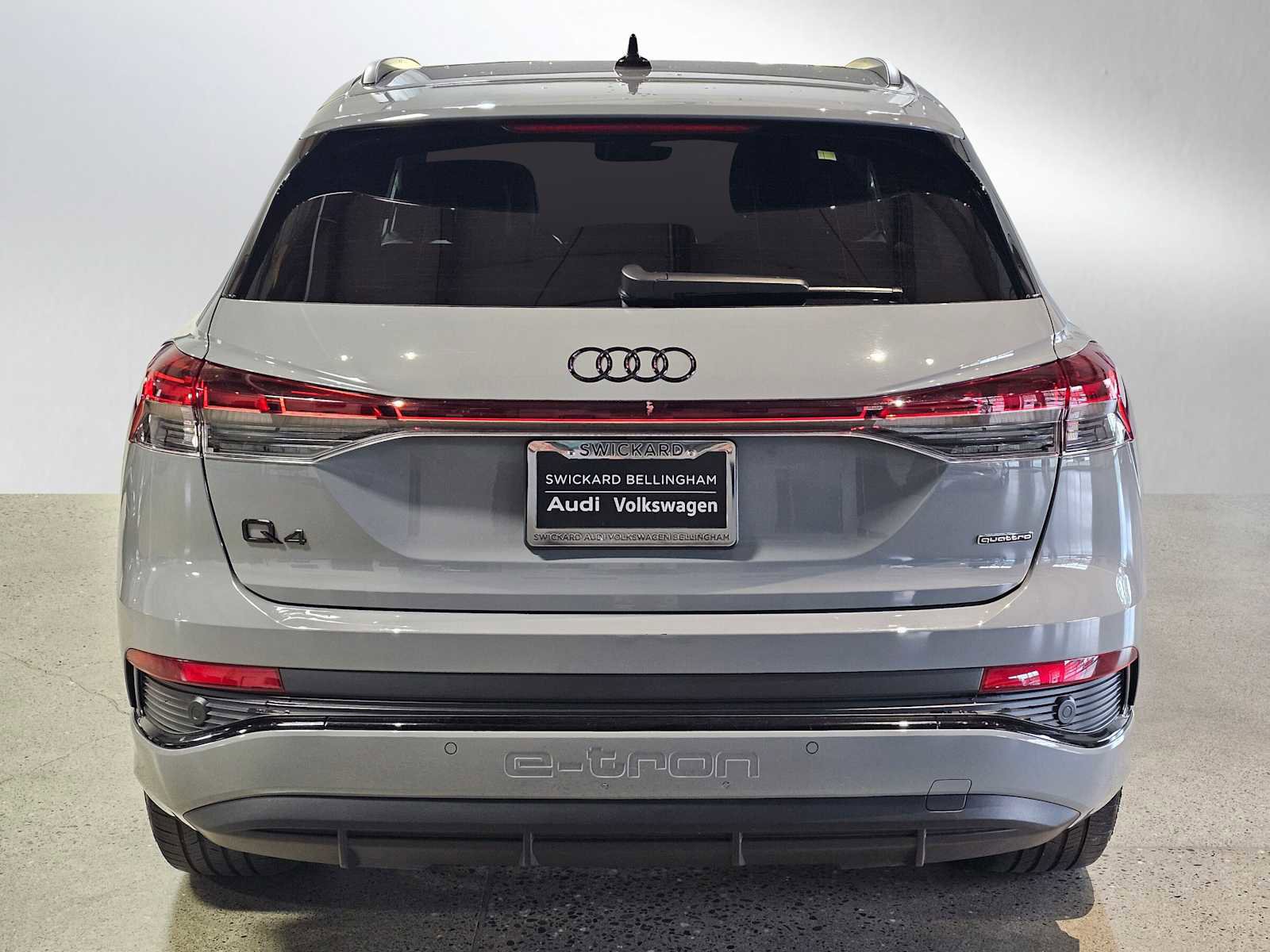 Used 2023 Audi Q4 e-tron Premium Plus image 6