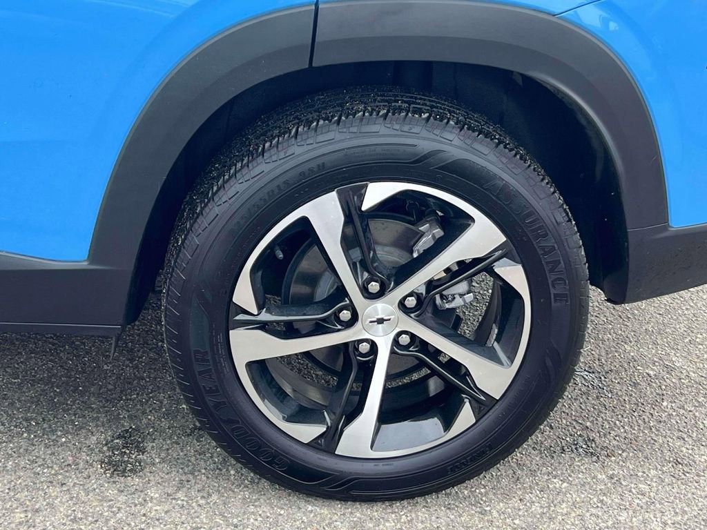 Used 2024 Chevrolet Trax RS w/ Driver Confidence Package FWD image 10