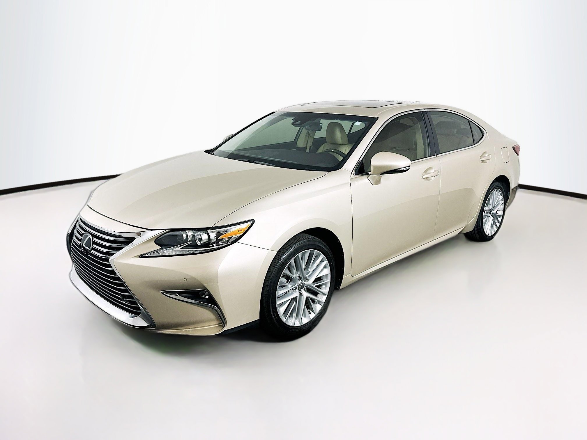 Used 2016 Lexus ES 350 w/ Luxury Package w/Wood Trim FWD image 3