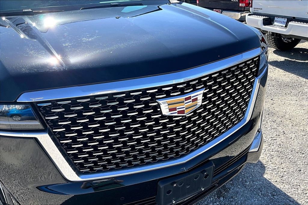 Used 2024 Cadillac Escalade Premium Luxury image 30