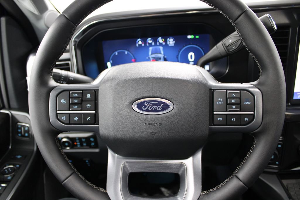 New 2026 Ford F250 Lariat w/ Black Appearance Package image 35