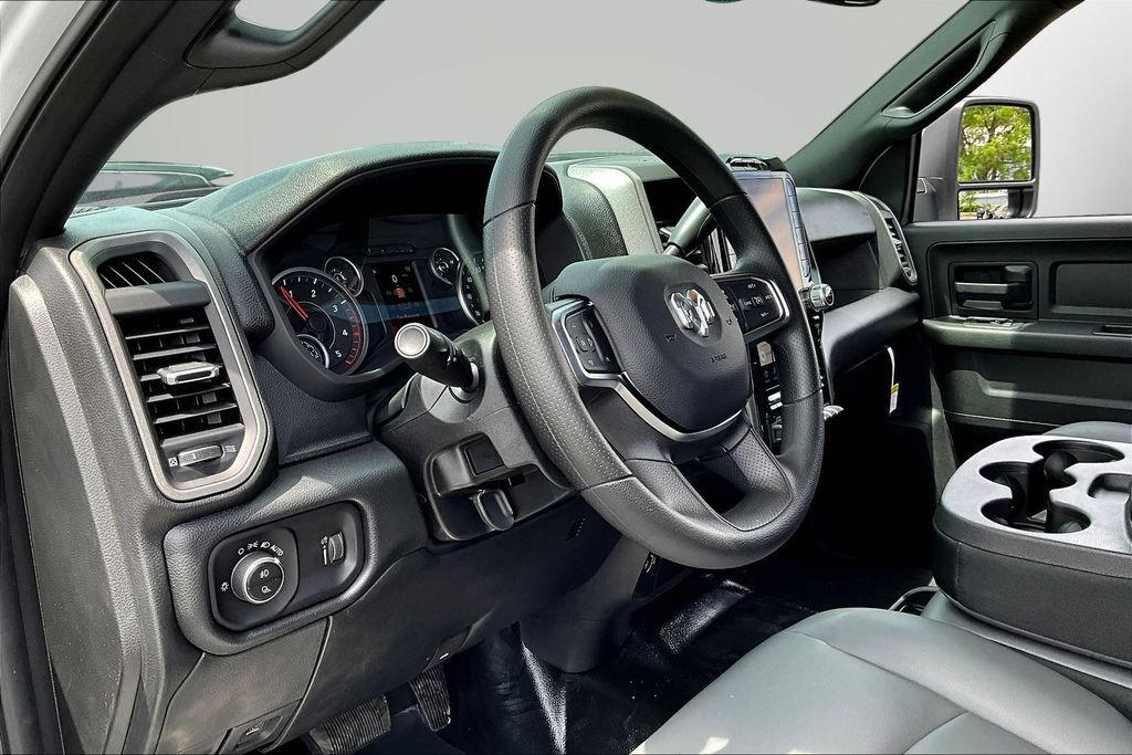 New 2026 RAM 2500 Tradesman AWD/4WD image 7