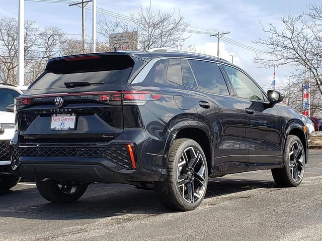 New 2026 Volkswagen Tiguan SEL R-Line image 3