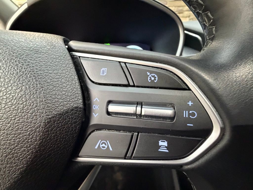 Used 2022 Hyundai Santa Fe Limited AWD/4WD image 24