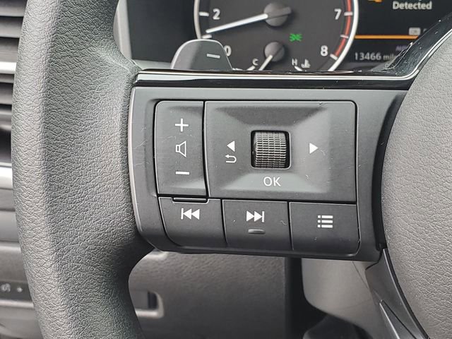 Certified 2023 Nissan Rogue SV image 19