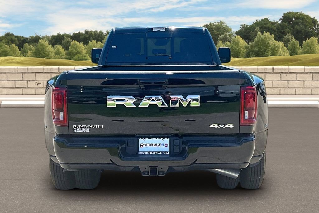 New 2026 RAM 3500 Laramie AWD/4WD image 4